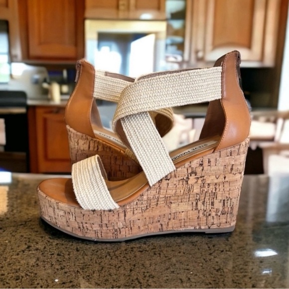 Steve Madden Cork Platform Wedge Sandals.
Canvas and leather. SZ 8 Comfortable - Picture 11 of 17